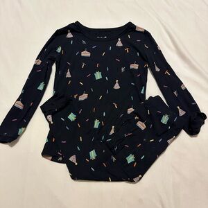 🥳 Kyte baby long sleeve pajamas in midnight party 3T 🥳